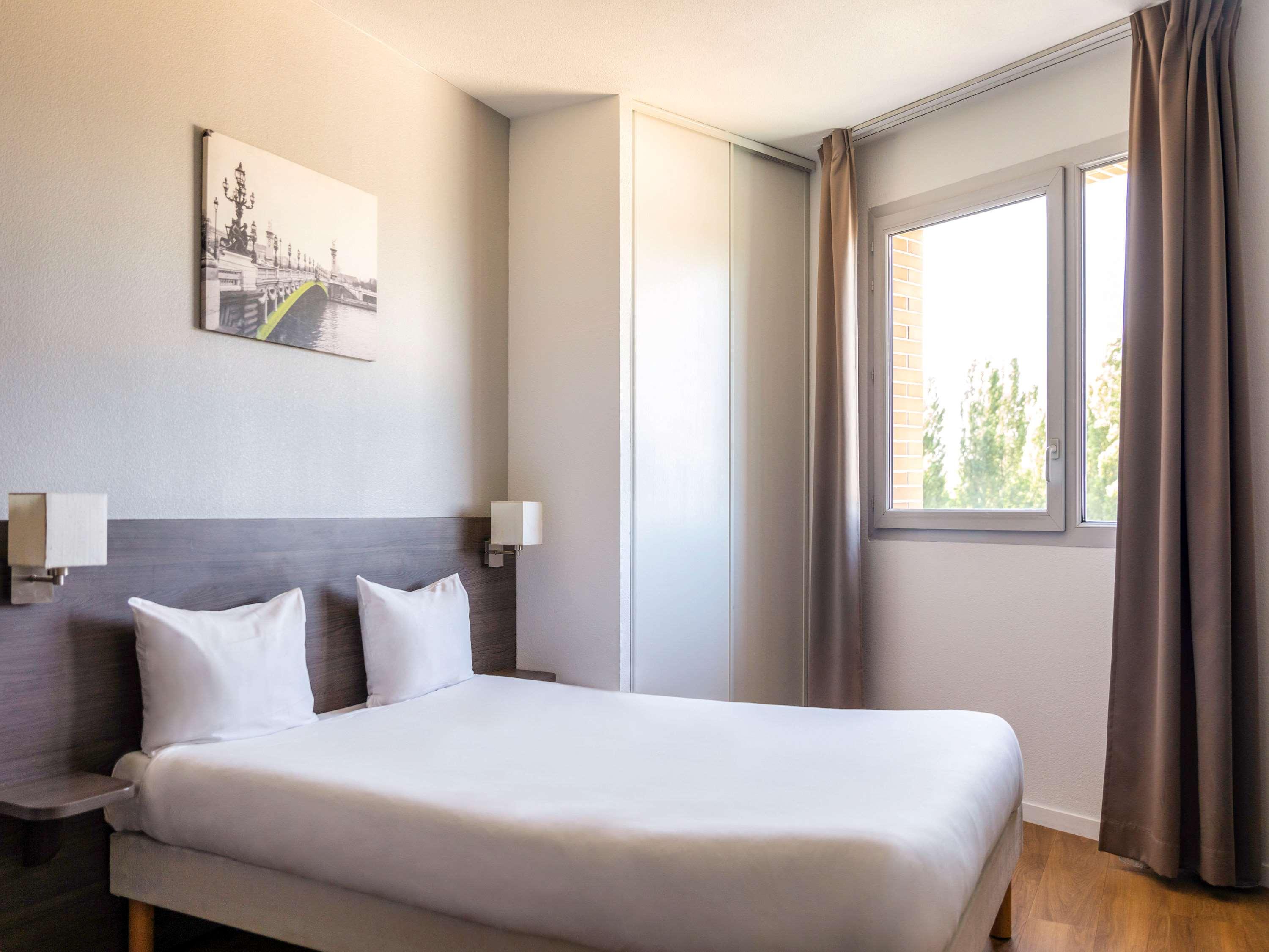 Appart'Hotel Vacanceole Paris Quai De Marne - Ex Adagio Ножан-сюр-Марн Екстер'єр фото