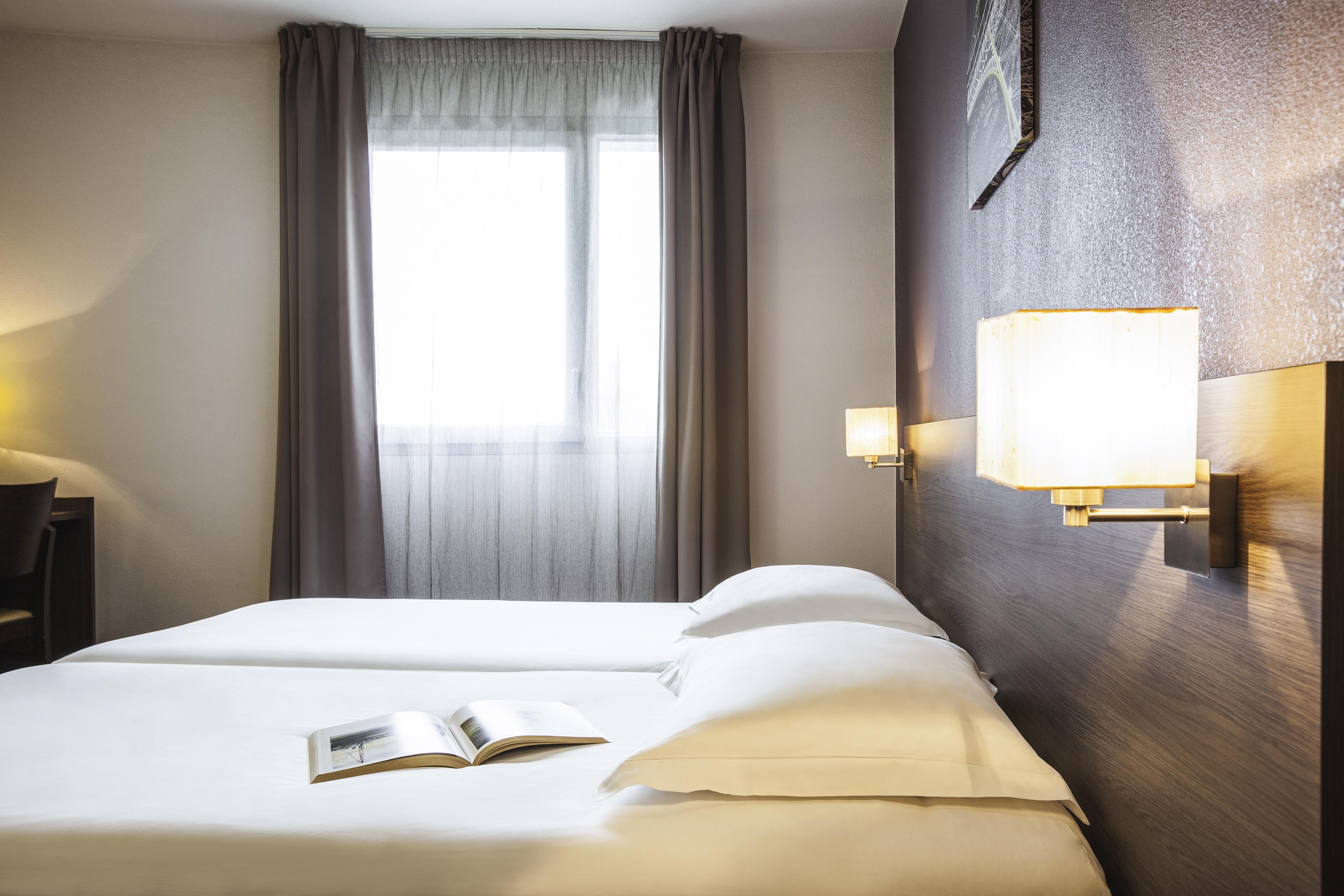 Appart'Hotel Vacanceole Paris Quai De Marne - Ex Adagio Ножан-сюр-Марн Екстер'єр фото