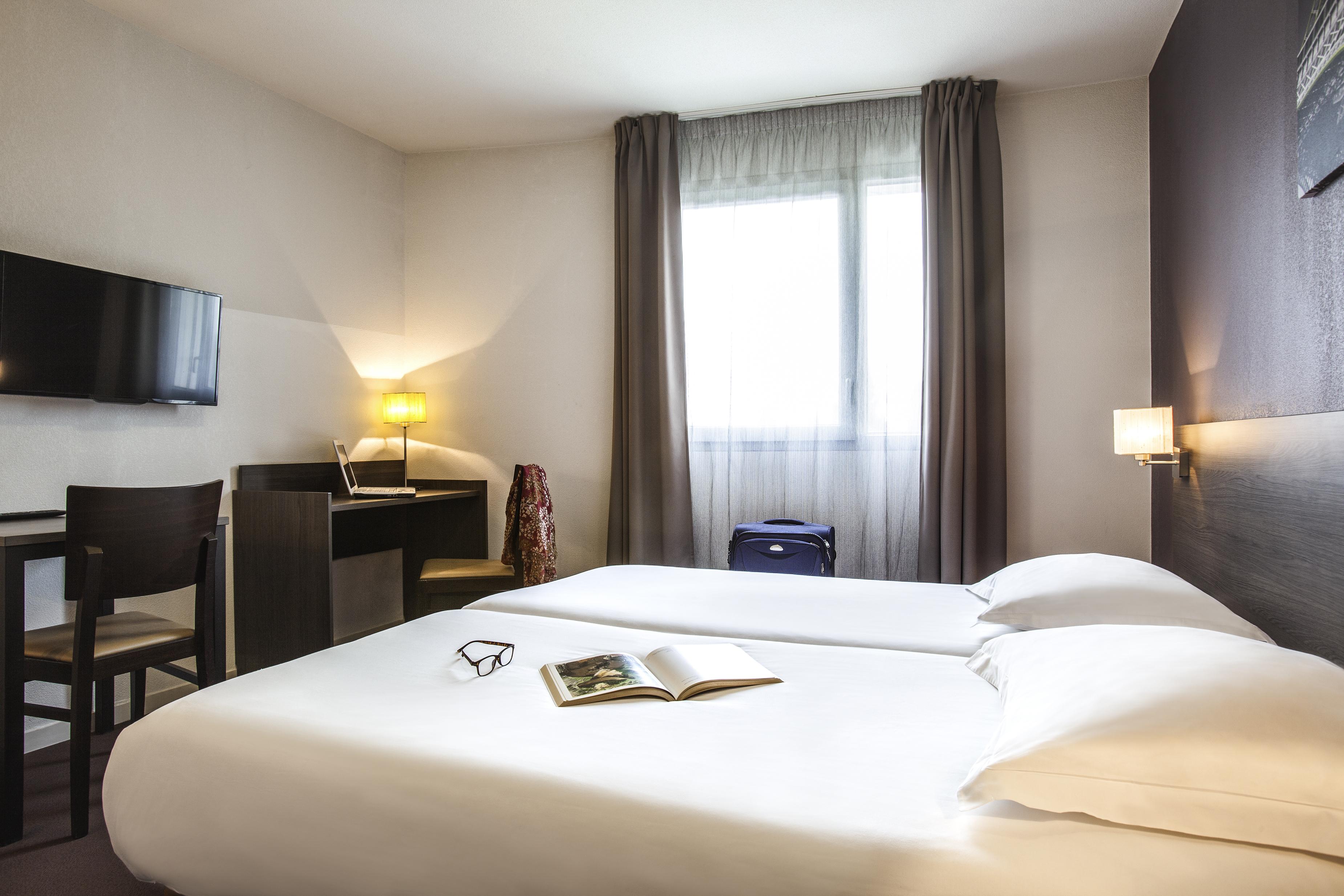 Appart'Hotel Vacanceole Paris Quai De Marne - Ex Adagio Ножан-сюр-Марн Екстер'єр фото