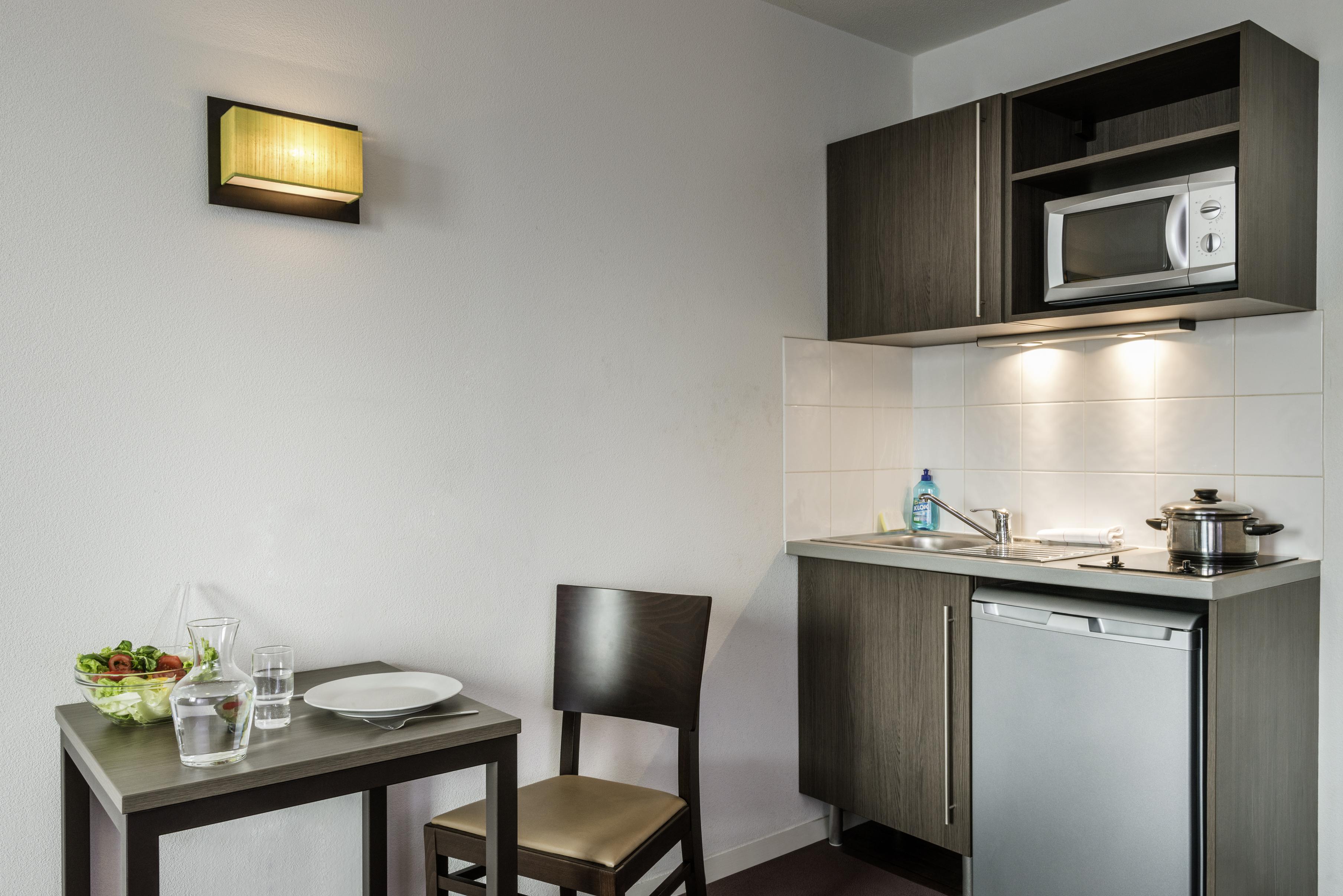 Appart'Hotel Vacanceole Paris Quai De Marne - Ex Adagio Ножан-сюр-Марн Екстер'єр фото