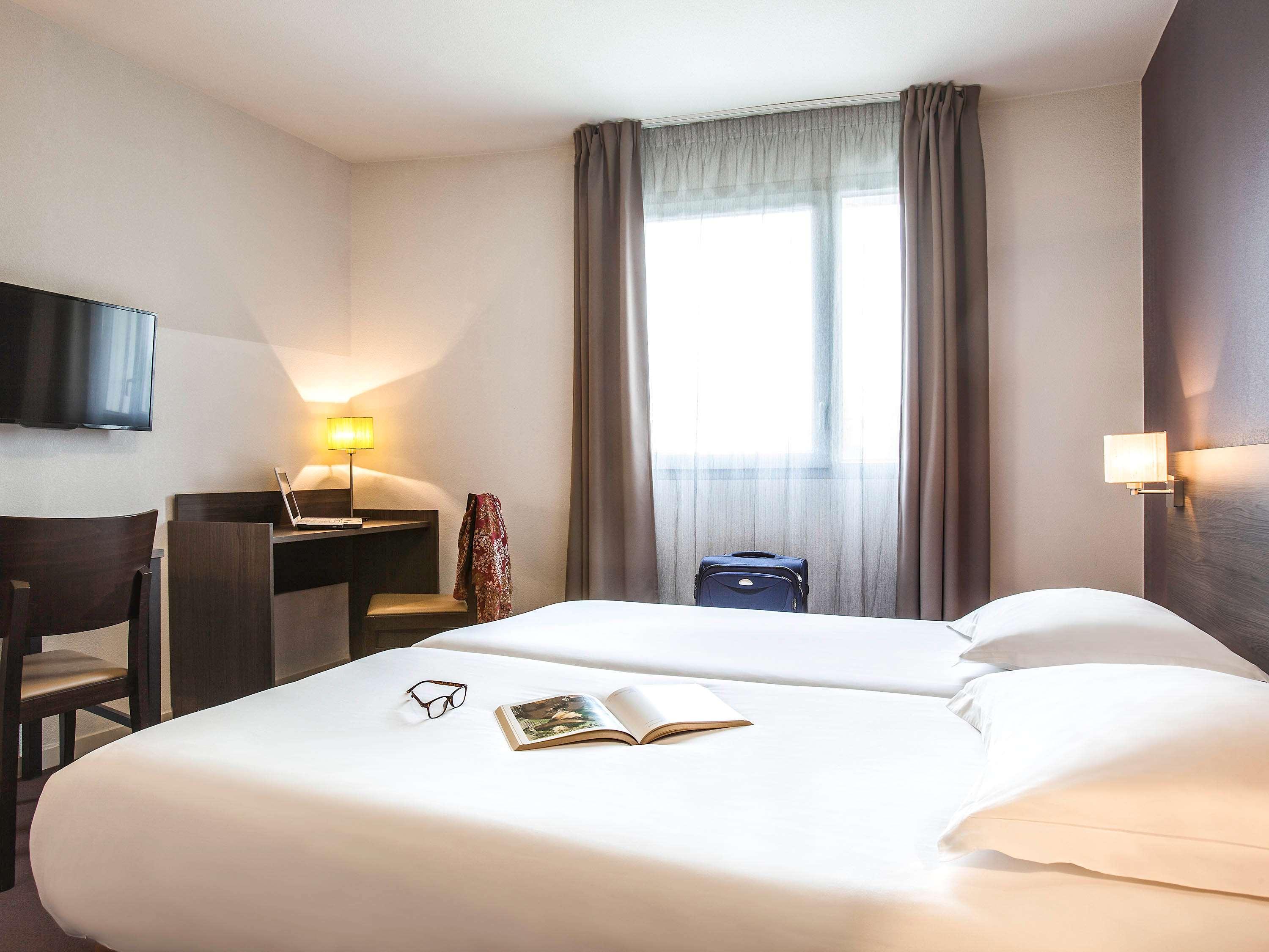 Appart'Hotel Vacanceole Paris Quai De Marne - Ex Adagio Ножан-сюр-Марн Екстер'єр фото