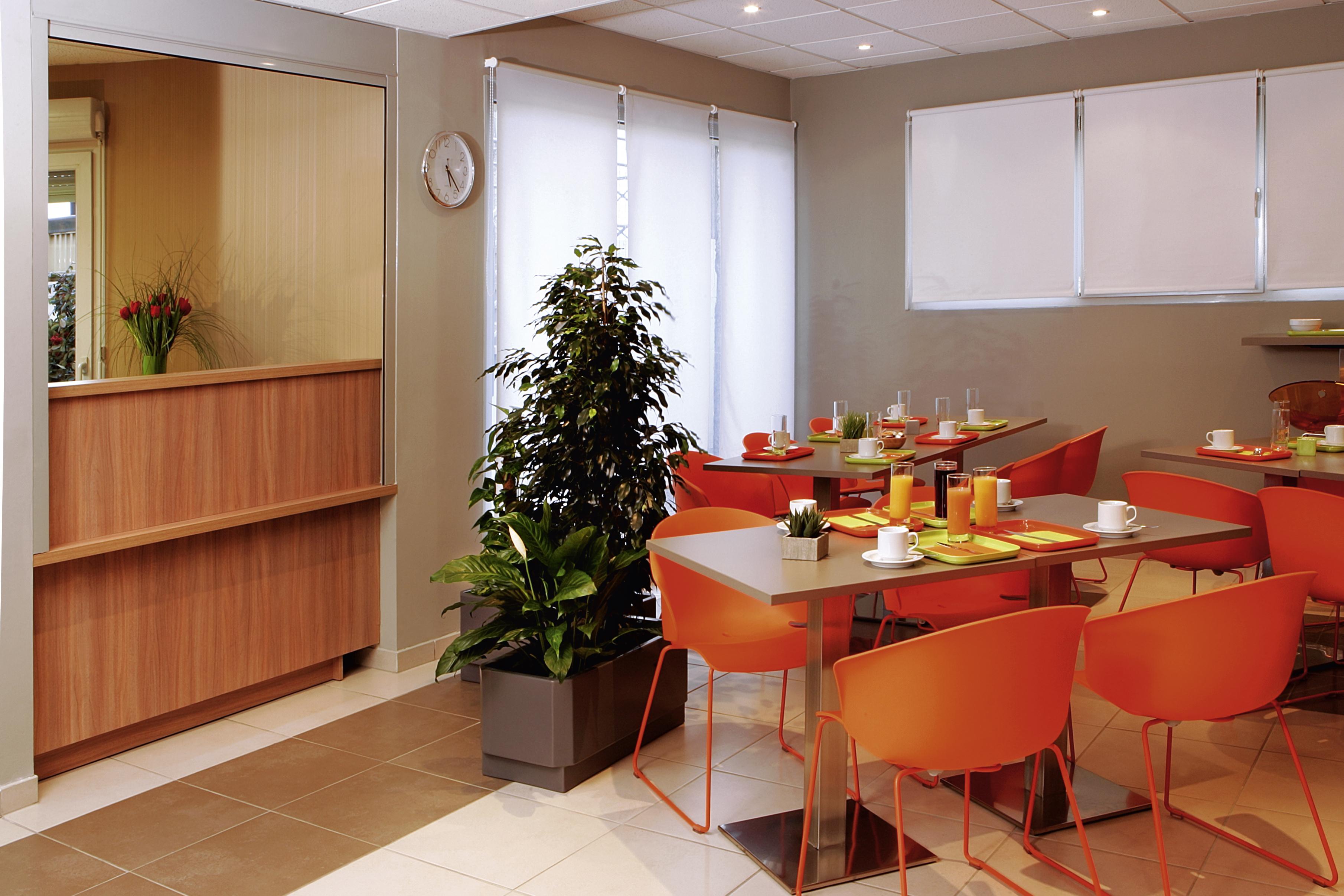 Appart'Hotel Vacanceole Paris Quai De Marne - Ex Adagio Ножан-сюр-Марн Екстер'єр фото