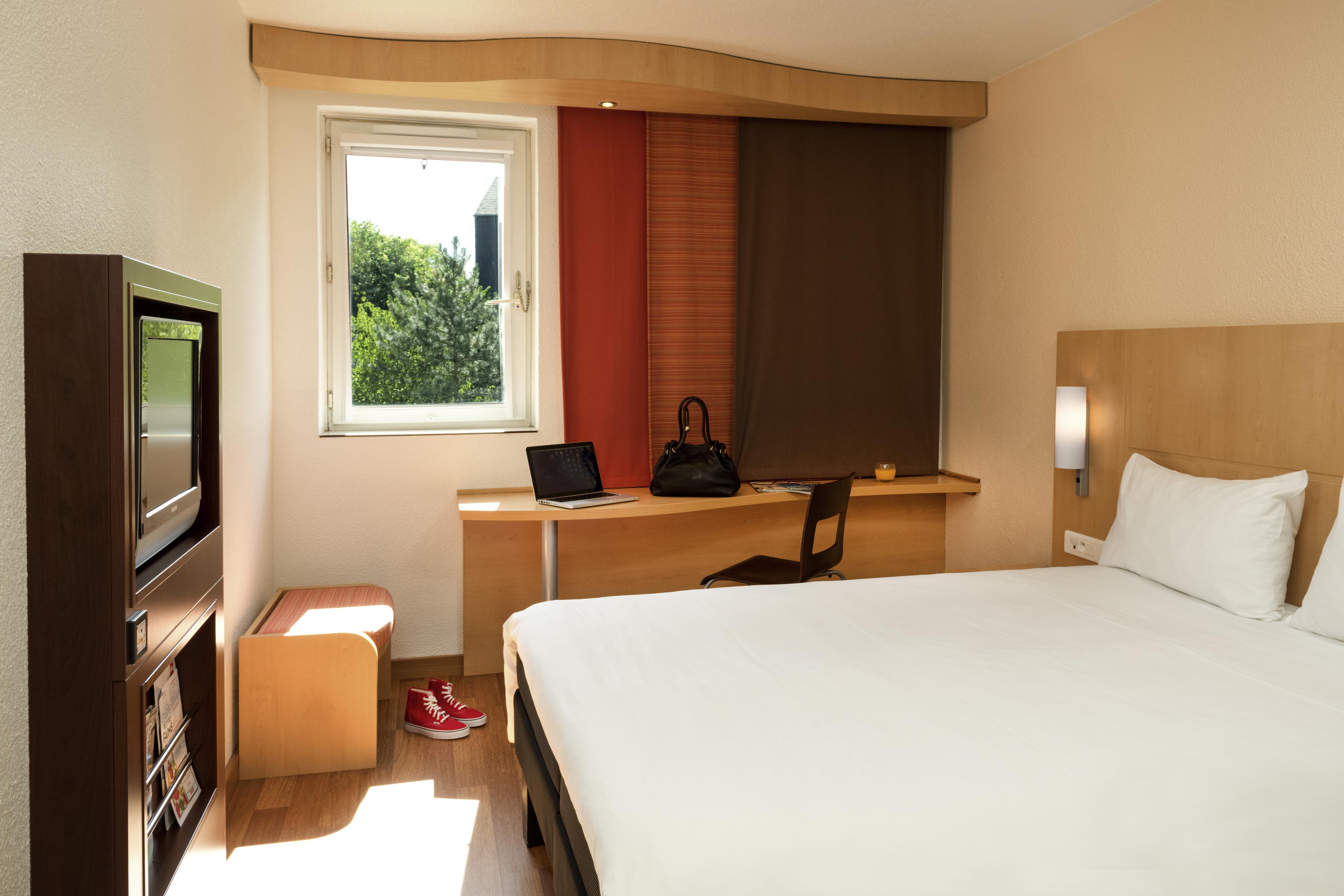 Appart'Hotel Vacanceole Paris Quai De Marne - Ex Adagio Ножан-сюр-Марн Екстер'єр фото